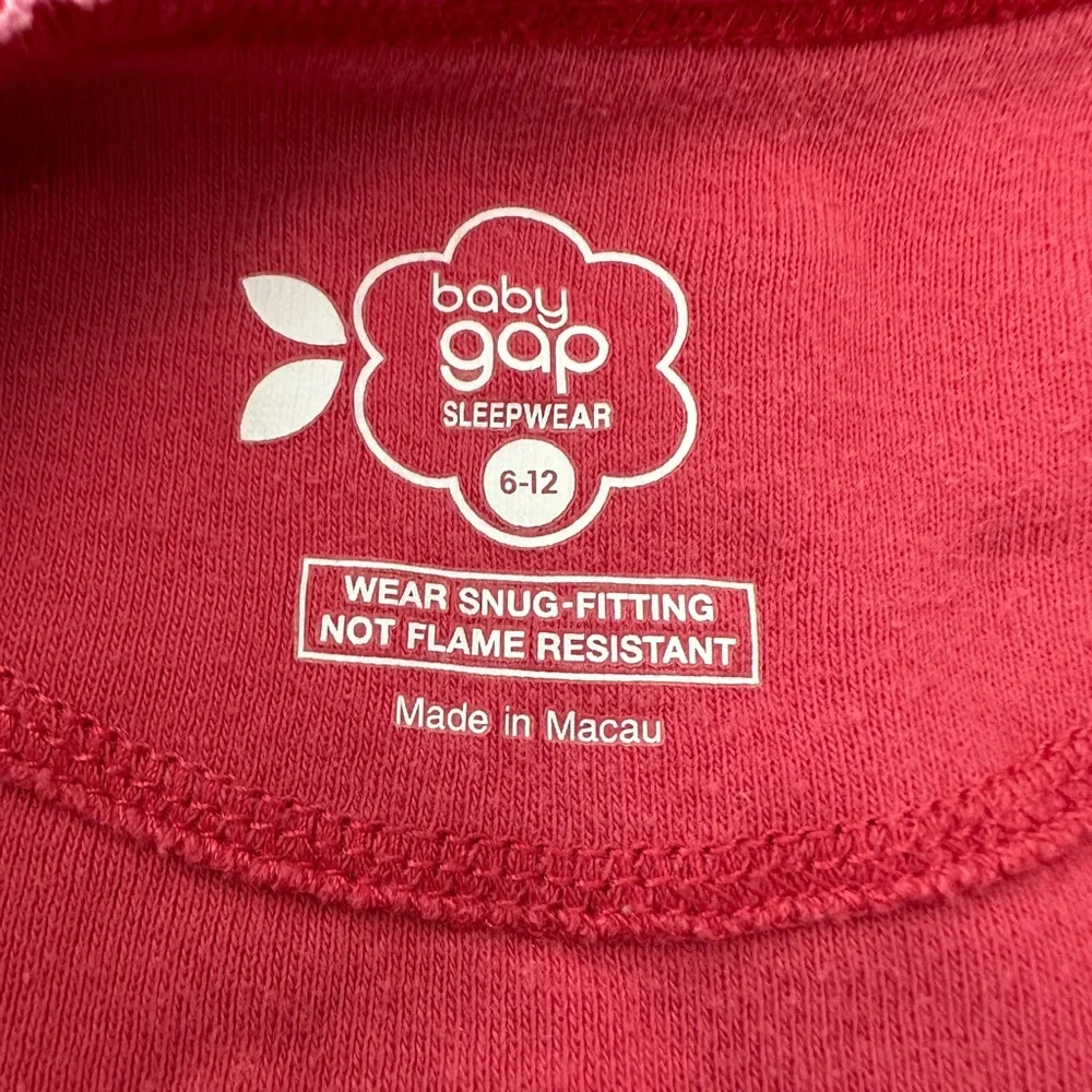 2007 babyGap Floral One Piece Footed Sleepwear in Pink Size 6-12 Months